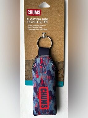 CHUMS Floating Neo Keychain LTD – Blue & Purple Camouflage